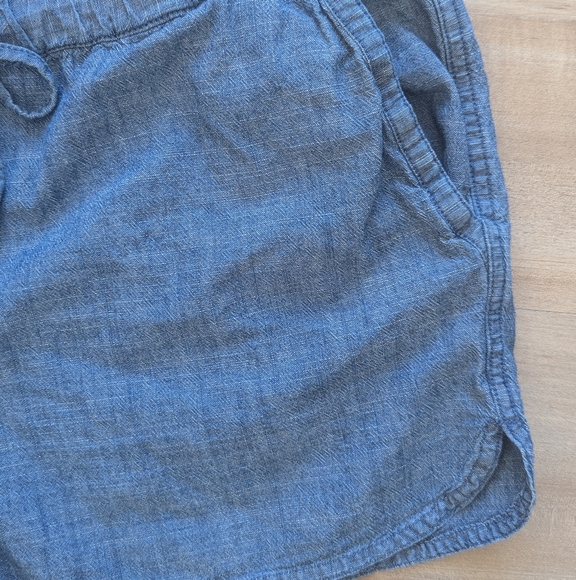 J. Crew Chambray Drawstring Elastic Waist Casual Shorts - Size L - Picture 6 of 8